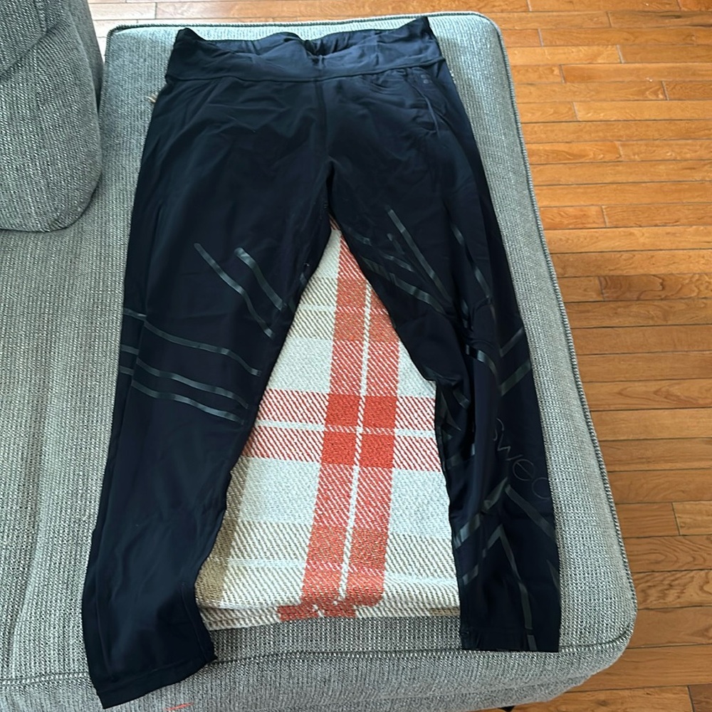 Black leggings